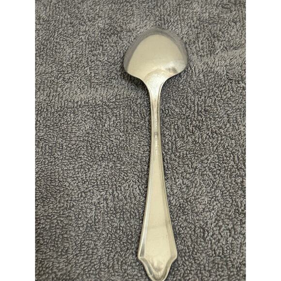 Oneida Tudor Plate Silverware Spoon Vintage - Picture 5 of 8
